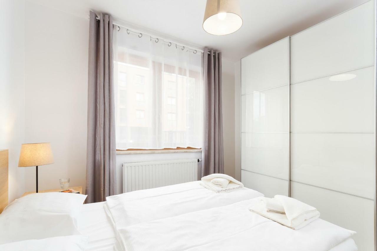 Apartments Claro II By Noclegi Renters Cracovia Exterior foto